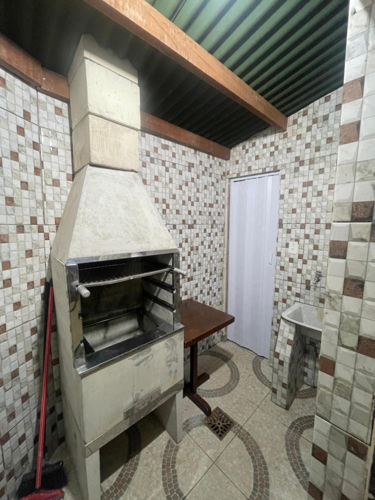 Apartamento Ap Grande 400 Metros Ubatuba
